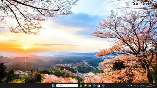 Surfaceでデスクトップのテーマを入手する